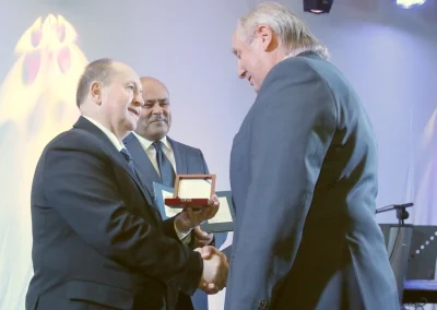 Medal Mikołaja Kopernika dla Prezesa Zarządu BBS-Banku – Ryszarda Mrozińskiego
