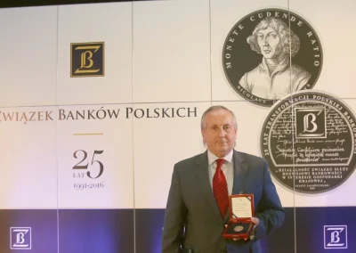 Medal Mikołaja Kopernika dla Prezesa Zarządu BBS-Banku – Ryszarda Mrozińskiego