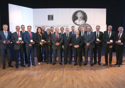 Medal Mikołaja Kopernika dla Prezesa Zarządu BBS-Banku – Ryszarda Mrozińskiego